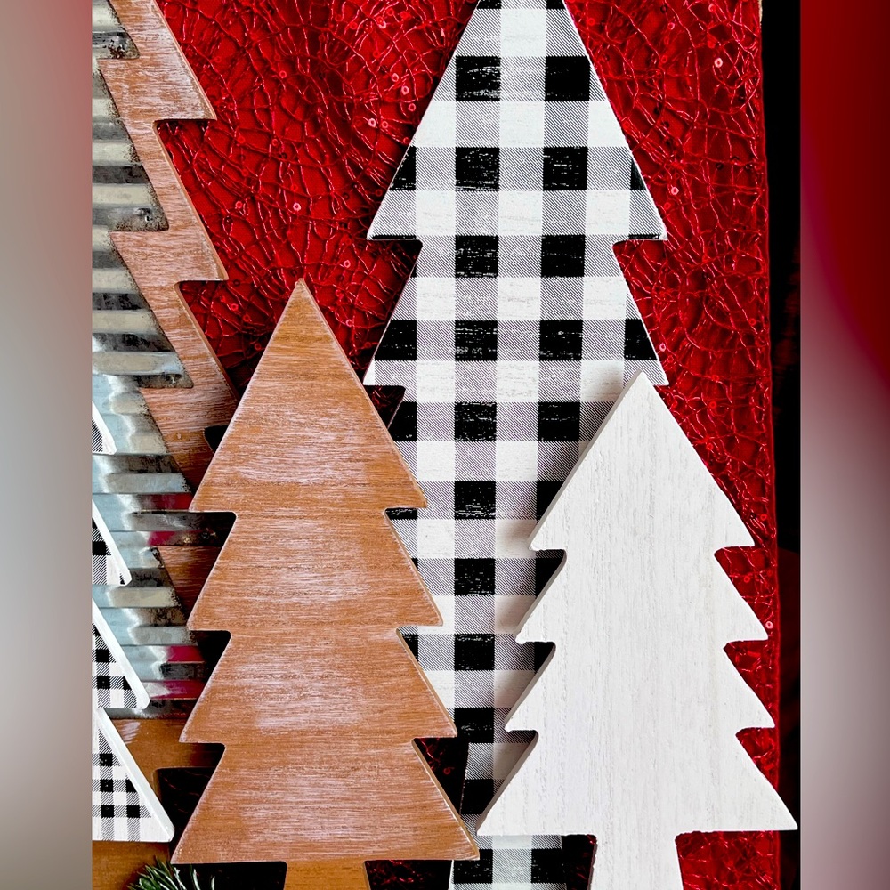 NWT Create a seasonal winter scene with this stand of 5 tree cutouts on base. - Picture 2 of 3